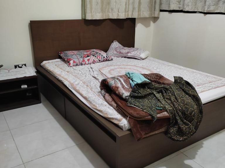 Furnished Room Available For Family Or Ladies In Zone 17 Abu Dhabi AED 1800 Per Month